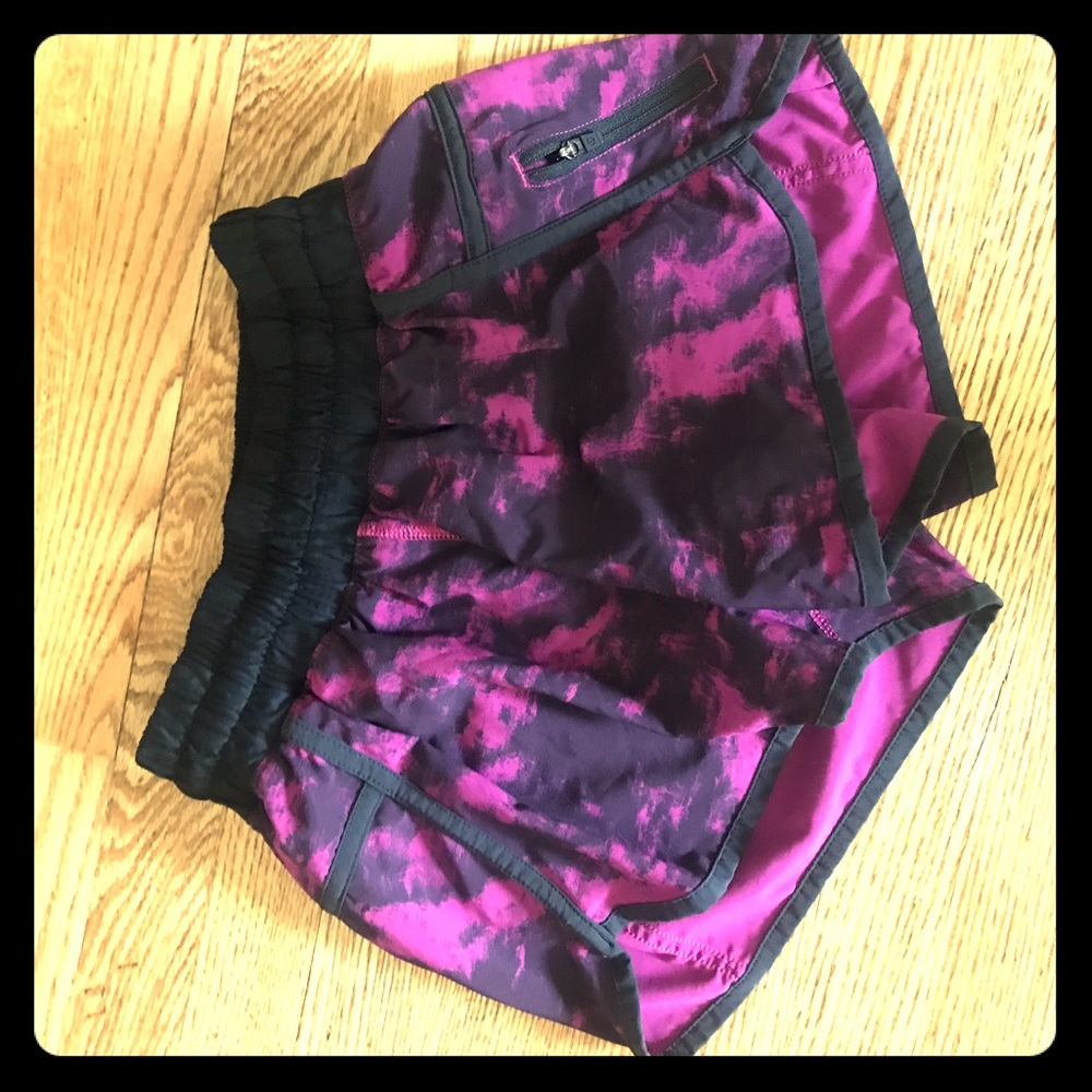 Lululemon tracker short size 4